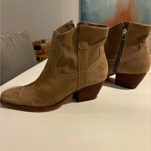 Dolce Vita - Western Style Ankle Boots